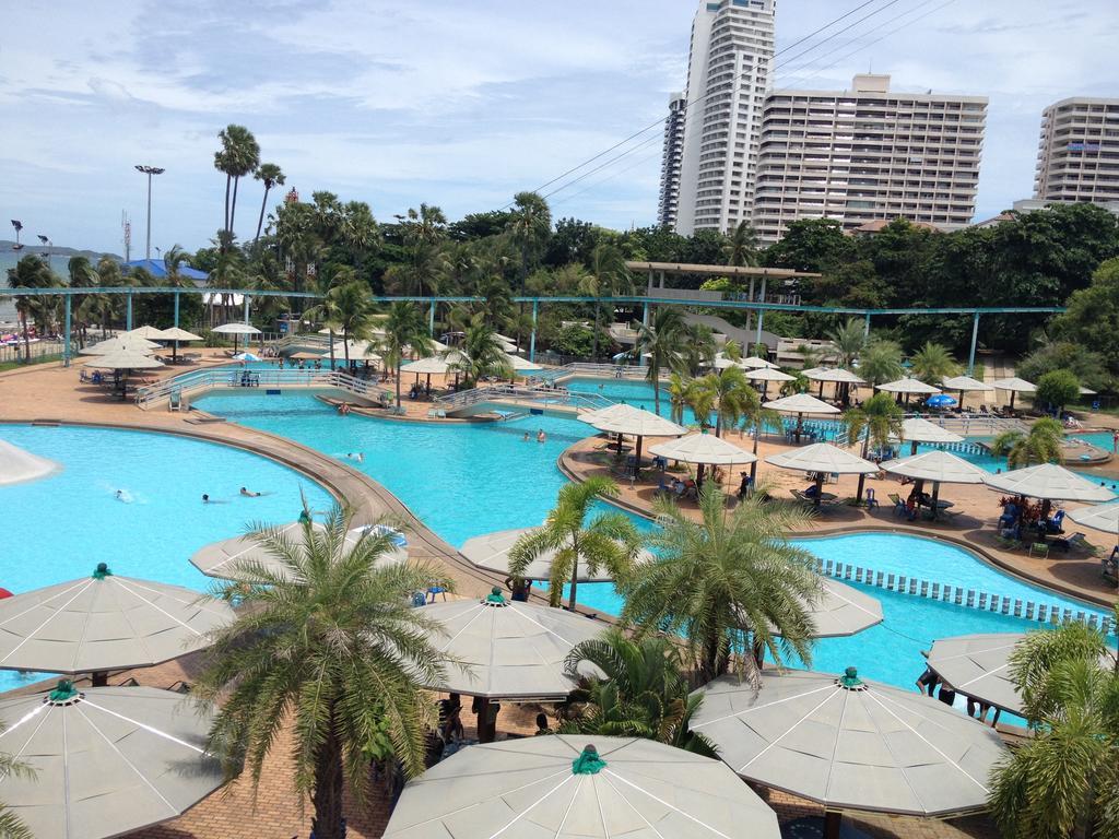Dreamers Paradise Hotel & Resort Pattaya Buitenkant foto